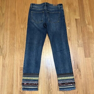 Pilcro | Anthropologie ribbon embroidered ankle/crop denim jeans Women’s size 25